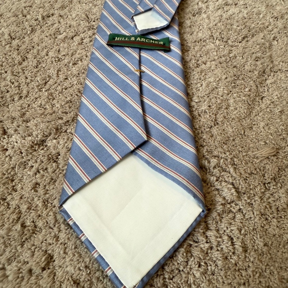 Hill Archer Men Necktie Light Blue Red White Diagonal Striped Silk Blend 3 x 58 - Picture 4 of 5
